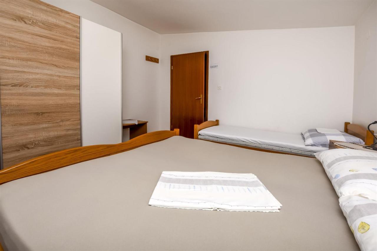 Apartment Kucinic Rogoznica  Extérieur photo
